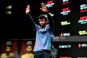 Zabit Magomedsharipov Instagram - Ассаляму Алейкум, друзья! Знаю, многие ждали моего возвращения, не было и дня, чтобы кто-то не спросил, когда бой. Но я принял решение завершить спортивную карьеру.
⠀
Срывы боев, а затем проблемы со здоровьем - всё это не давало выступить раньше. Сейчас хоть и восстановился, но чувствую себя уже не так, как раньше.
⠀
Благодарю всех, кто болел за меня столь долгое время. Чемпионом стать не успел, но, думаю, и без этого, смог порадовать вас ))
⠀
Я перестаю быть действующим спортсменом, но не ухожу из спорта. Мне есть чем и с кем поделиться своими знаниями.
⠀
Так что не прощаемся, друзья! Ещё раз всем спасибо за поддержку!
______________
⠀
Assalamu alaikum friends! I know that many of you were waiting for my return, there was not a single day that someone did not ask when is my next fight was. But I decided to end my  pro sports career.
⠀
Disruptions of fights, and then health problems - all this did not allow me to perform/fight earlier. I have recovered now, but I don't feel the way I used to.
⠀
Thank you to everyone who has supported me for such a long time. I didn’t have time to become a champion, but I think, even without this, I hope I was able to please/entertain you))
⠀
I cease to be an active athlete, but I do not leave the sport. I have something and with whom to share my knowledge.
⠀
So don't say goodbye, friends!