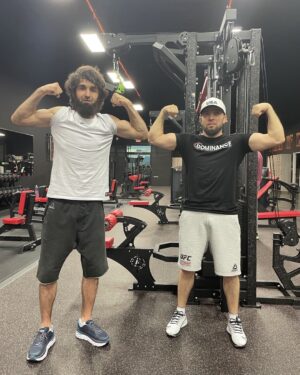 Zabit Magomedsharipov Instagram - USADA проверяла, все нормально😁