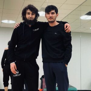 Zabit Magomedsharipov Instagram - Мой таджикский брат @firdavsnazarov 🇹🇯