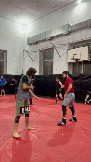Zabit Magomedsharipov Instagram - Стабильность всегда бьет класс @bukaboxing