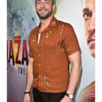 Zachary Levi Instagram - Miami! ⚡️Thank you to all our amazing @shazammovie fans for coming out! Styled by: @warrenalfiebaker Lewk: @percival_menswear Pants: @Dukeanddexter Watch: @montblanc Grooming: @mnmachado Miami, Florida