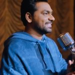 Zakir Khan Instagram - Woh kya hai ki, ye dil se more maangne ki aadat kuch purani si hai. @pepsiindia ne 25 saal pehle kaha tha, aur aaj bhi…yeh dil maange more! 💙