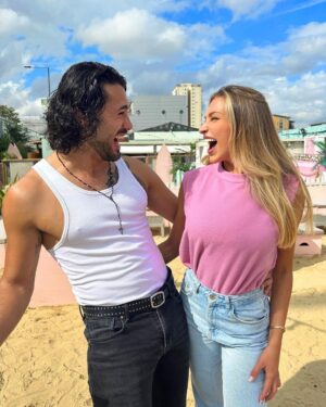 Zara McDermott Instagram - SAY HELLO TO YOUR NEW FAVOURITE DUO… #GRAZIARA 💃🏼✨❤️ !!!!! it’s been one of the best experiences of my life already meeting you @grazianodiprima … I can already tell that you and I are going to be the absolute best of friends!!! this is just the beginning!!! 😭❤️ I’m so blessed and lucky to be paired with you for this experience, I couldn’t ask for anyone better to have by my side💃🏼🥰🥹 (swipe to see team #graziara 😉)