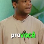 Zeca Pagodinho Instagram - ZECA PAGODINHO ‘Deixa a vida me levar...’, mas não tanto 👀. No papo com @majucoutinhoreal descobrimos que @zecapagodinho é o rei da pontualidade! 😆 @pretinhodaserrinha contou a luta contra o relógio pra não vacilar com o Zeca. ➡ Veja a entrevista completa em g1.globo.com/fantastico