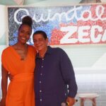 Zeca Pagodinho Instagram - ZECA PAGODINHO 🎵🍻 O palco do #Fantástico se transformou no Quintal do Zeca para comemorar os 40 anos de carreira do @zecapagodinho! O cidadão mais ilustre de Xerém conversou com @majucoutinhoreal em uma roda de amigos para lembrar grandes momentos da carreira e falar sobre o seu legado. É domingo! Muita música e conversa boa depois do @domingao 📸 @lethiciaamancio