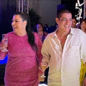Zeca Pagodinho Instagram - Hoje é dia de Nossa Senhora da Conceição, que abençoa esse casal que também comemora aniversário de casamento: Zeca e @monicapagodinho!!

São muitos anos de amor e companheirismo, que deram frutos preciosos: 4 filhos e 4 netos! 

Que venham muuuuuitos outros anos! Parabéns, casal! ❤️❤️❤️