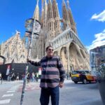 Zeca Pagodinho Instagram - Nosso blogueirinho de viagens ataca novamente! Dessa vez, passeando por Barcelona! Chique demais! ✨️😎 Ontem teve um show lindo na sala Apolo, com ingressos esgotados e energia lá no alto! E neste domingo, dia 22, Zeca Pagodinho estará em Genebra, na Suíça! Será o encerramento da #EuroTour e vai ser uma festa! Continue acompanhando aqui nas redes!