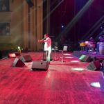 Zeca Pagodinho Instagram - É o Brasil invadindo a Europa! No encerramento do show, lotado, hoje em Porto, tivemos a participação especial da porta bandeira Catarina @_catyrodrigues_ e do mestre sala Rogerinho @rogeriodorneles3 . Um final à altura desse show incrível! Valeu grandão todo mundo que veio! Próxima parada…Barcelona, com os ingressos já esgotados e fechando a Turnê Europa 2023, Genebra, na Suíça, no dia 22/10, com últimos ingressos disponíveis, corre e garanta o seu! Coliseu do Porto