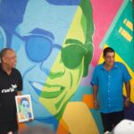 Zeca Pagodinho Instagram - Valeu grandão @cufabrasil ! Valeu grandão @cufario ! Uma honra ser homenageado no #DiadaFavela ! Viva a potência das favelas ! 📷 Marcelo Dias / Cufa