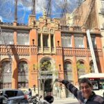 Zeca Pagodinho Instagram - Nosso blogueirinho de viagens ataca novamente! Dessa vez, passeando por Barcelona! Chique demais! ✨️😎 Ontem teve um show lindo na sala Apolo, com ingressos esgotados e energia lá no alto! E neste domingo, dia 22, Zeca Pagodinho estará em Genebra, na Suíça! Será o encerramento da #EuroTour e vai ser uma festa! Continue acompanhando aqui nas redes!