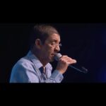 Zeca Pagodinho Instagram - "Nessa avenida colorida A Portela faz seu Carnaval..." 🎶🎶 É com esse samba lindo e histórico - de Catoni, Jabolô e Waltenir Cruz - que Zeca Pagodinho deseja BOA SORTE à Portela, sua escola de samba de coração!!! Vai, Portela!!!! 💙🤍🦅