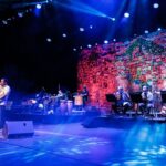 Zeca Pagodinho Instagram - Lisboa! Que showzaço! Que energia! Começamos a turnê europeia com o pé direito! Muito obrigado! Próxima parada…Londres! Últimos ingressos disponíveis! Últimos mesmo, está quase esgotando! Viva!!! É a força do samba brasileiro pelo mundo! ✨TURNÊ EUROPA 2023✨ 🥁 09.10 - Londres / Inglaterra - Barbican 🥁 12.10 - Milão / Itália - Alcatraz 🥁 15.10 - Porto / Portugal - Coliseu Porto Ageas 🥁 19.10 - Barcelona | Espanha - Sala Apolo ⚠️ESGOTADO⚠️ 🥁 22.10 - Genebra | Suíça - Palladium Garanta seus ingressos no link dos stories! 📸 @bapsafotography e @grupochiado