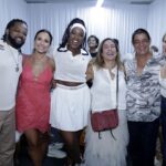 Zeca Pagodinho Instagram - Comemorar os 65 anos de vida e 40 de carreira na mesma data no Engenhão, foi muita emoção! #Tbt 😍 Confira alguns momentos dos bastidores daquela noite inesquecível! Teve bolo de parabéns pro Zeca Pagodinho com a presença dos amigos queridos e da família! Foi bom demais! 📸 @veradonato