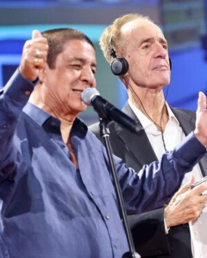 Zeca Pagodinho Instagram - “Sou feliz e agradeço por tudo que Deus me deu!”
 📸  @jucoutinho @gutocosta @yancarpenter