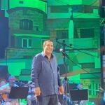 Zeca Pagodinho Instagram - #ZECA40 • Essa não pode faltar nunca! @zecapagodinho cantando “Vai Vadiar” em show de comemoração aos seus 40 anos de carreira e 65 anos de vida. Viva Zeca Pagodinho!