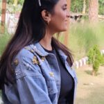Zeel Joshi Instagram – Tumse Milkar Na Jane Kyu 😍
.
.
.
.
.
@zeel_joshii #zeeljoshi #actress #singer #trending #lovequotes #love #foryou #explorepage