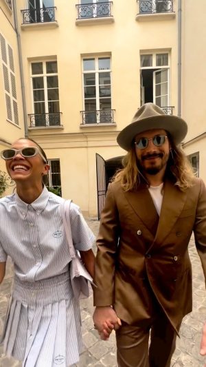 Zoe Saldaña Instagram - Bonjour Year 45 ;)

🎥: @ro.gramm
