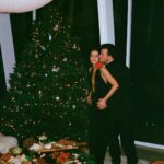 Zoey Deutch Instagram - soirée seasón 🕎🎄✨