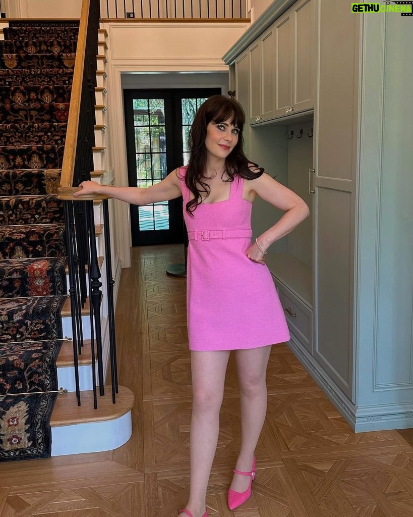 Zooey Deschanel Instagram - LPD (Little Pink Dress) 🩷