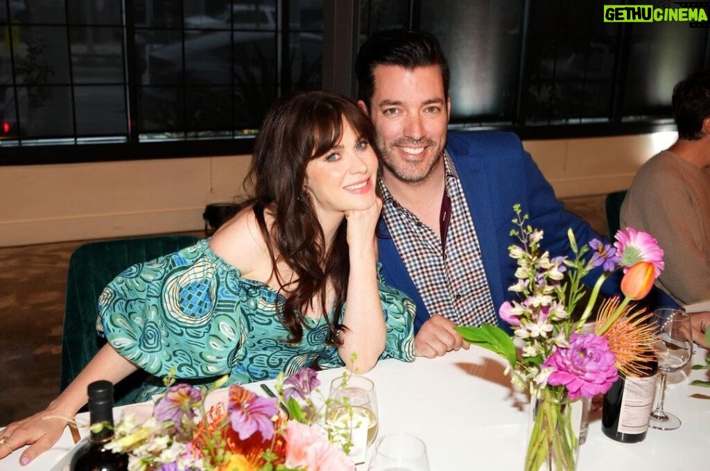 Zooey Deschanel Instagram - Loved having my guy @jonathanscott by my side this week during the premiere of #WhatAmIEating. 😘