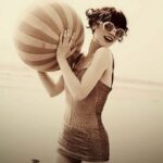 Zooey Deschanel Instagram - Vintage Beach vibes