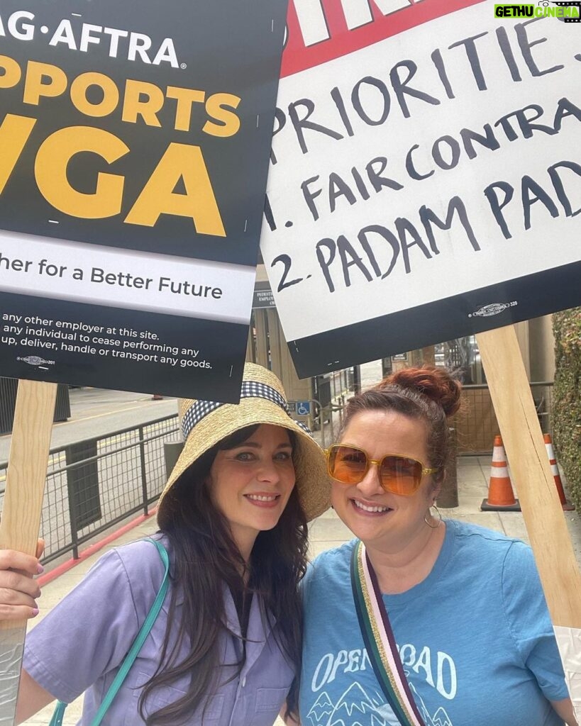 Zooey Deschanel Instagram - We ❤️ our writers! Showed up today to support our friends in the WGA (and also bring them pie bites). They are the yin to our yang and we are nothing without them! (Thanks to our pal @drlawyercop for showing us the ropes of picketing!)