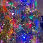 Zooey Deschanel Instagram – Christmas tree of my dreams… 
Thanks @glitterville 💖💜