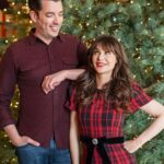 Zooey Deschanel Instagram - Feeling extra festive at the #WhiteHouseChristmas in this custom @shoprhode dress. ❤️🎄✨