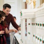 Zooey Deschanel Instagram - Tune in to watch a very merry White House Christmas special airing at 6pm ET/PT today on @HGTV and available to stream on @discovery+. 🎁 #WhiteHouseChristmas