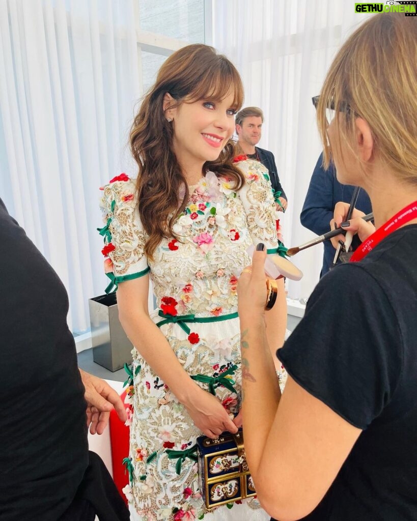 Zooey Deschanel Instagram - Living in this dress until further notice… @dolcegabbana