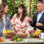 Zooey Deschanel Instagram - Thank you for having me on the show @drewbarrymore it was so much fun making food and chatting! You can find my interview airing today on the @thedrewbarrymoreshow