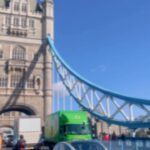 Zulin Aziz Instagram - Sampai je London ,terus dapat 5G! Kerjaya macam Zulin ni sangat memerlukan internet.Lagi2 dah ceburi dalam business online ni.Live,content,marketing,semuanya memerlukan internet dan kelajuan internet sangatlah penting! Walaupun travel kesana kemari, langsung tak mengganggu kerja Zulin pun. bila jauh dgn family,dapat facetime, Share moment dkt story & macam2 lagi tanpa ada masalah ❤️ Thank you so much @roamingmanmy Teman Zulin ke Turki & London 😘 Kalau korang plan nak bercuti ke luar negara,tak payah pening2 nak tukar simcard lah,roaming data mahal2. Sewa je pocket wifi dari @roamingmanmy dekat Airport & boleh share 5 org tau. Bateri pun tahan seharian. Bila Travel,ingat @roamingmanmy ❤️ London, United Kingdom
