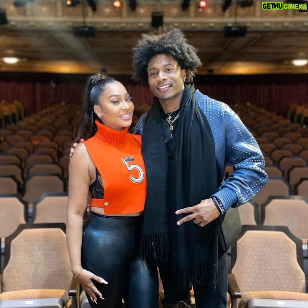 da'Vinchi Instagram - @lala Appreciate you coming out to support the Play!! @coloredmanplay 🙏🏾 #broadway 🎭 New York City, N.Y.