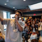 da'Vinchi Instagram - Hey fam! In celebration of World Mental Health Day, sharing photos from my recent events at the Georgetown @capitalonecafe ! We’ve had great questions, incredible positive vibes and most importantly, we are helping everyone understand the importance of taking care of your Mental Health! I can’t wait to continue these and I'll see you in Las Vegas at the @capitalonecafe on 10/14! #CapitalOnePartner