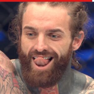 Aaron Chalmers Instagram - Took a knee to the face✅

Sent him dizzy with a left / right✅

Strangled a man✅