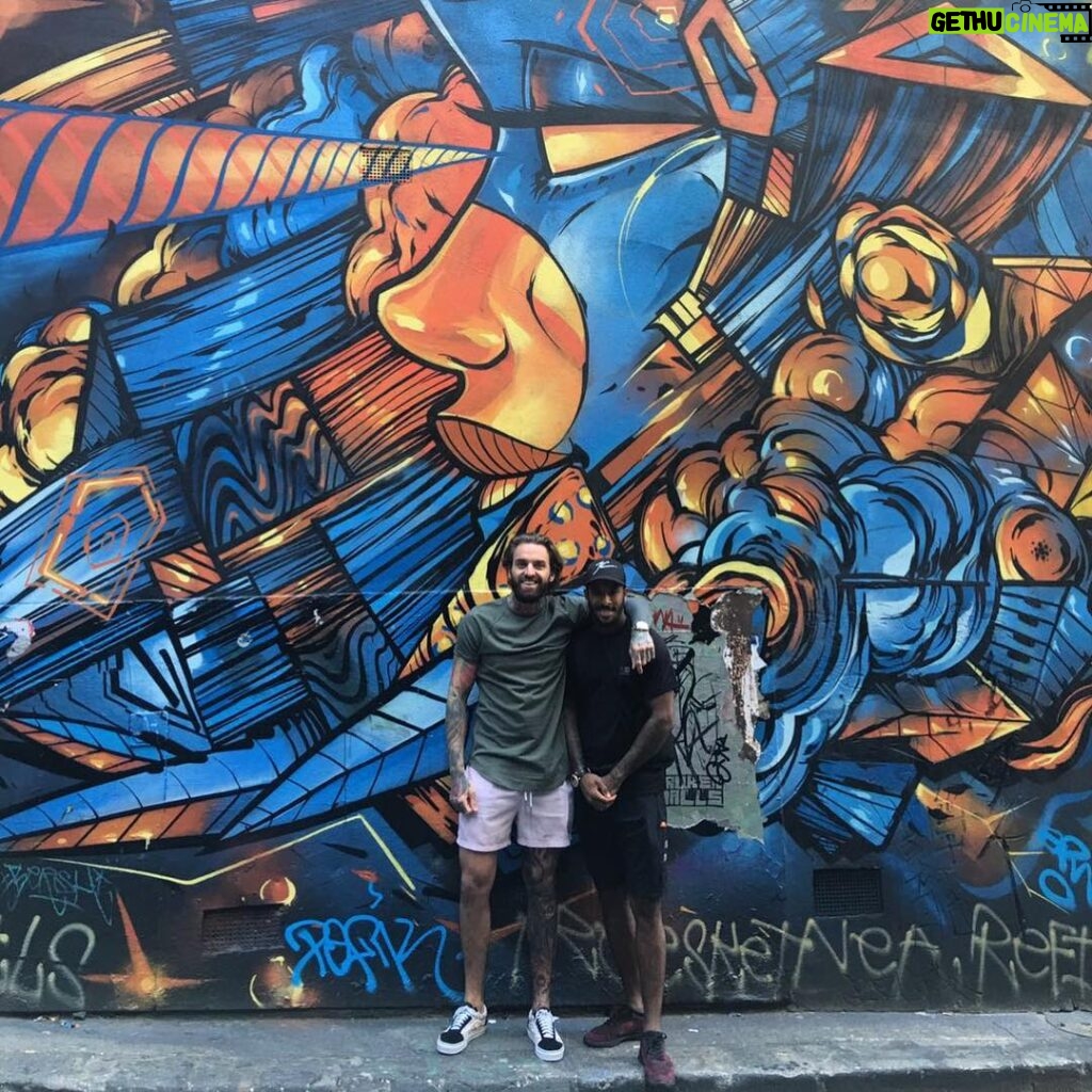 Aaron Chalmers Instagram - Me and @joeldoug1 exploring hosier lane in Melbourne and some of the artworks is absolute amazing 👌🏽 Hosier Lane Street Art