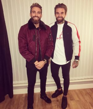 Aaron Chalmers Instagram - Last night before it got messy @terryfukinchalmers ..... back in fight camp Monday 🤺