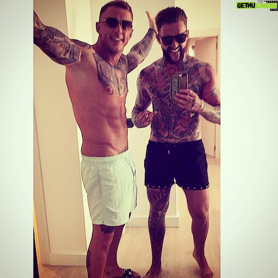 Aaron Chalmers Instagram - The ibiza show must go on @davidhawley