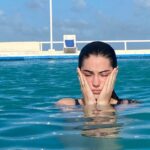 Adelaide Kane Instagram - Swimfan 🐠
