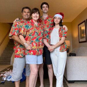 Adelaide Kane Instagram - Happy Holidays Pat 2... my mum didn’t like the other photo 🙄