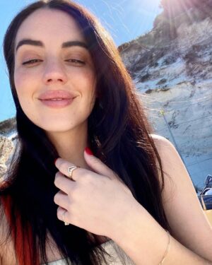 Adelaide Kane Instagram - I keep doing this post wrong, whatever idc 💀
