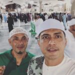 Adi Putra Instagram - Alhamdulillah, sudah sampai kan salam buat semua kepada Baginda Rasulullah SAW ☝️ #taatpadayangsatu #adiputra #hadidtravel