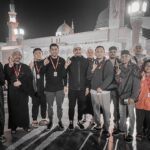 Adi Putra Instagram - Syukur alhamdulillah atas kemanisan yang diperoleh bersama isteri apabila dijemput sahabatku Dato Haji @adpadiputra untuk mengerjakan umrah di bawah kelolaan pasukannya iaitu @hadidtravelandtours. Syabas & tahniah atas pengurusan yang baik & cekap. Semoga terus berkembang pesat & mendapat keberkatan dariNya. Suka untuk aku syorkan agensi sahabatku ini kepada mereka yang berkeinginan ke tanah haram. Tak lupa adindaku @johanarrif_asari yang kali ini pergi sebagai pegawai pengiring & tak pernah lelah membantu & menemaniku sepanjang 10 hari di sana. Ajaklah pukul berapa pun. Jawapannya mesti "Jom bang!" Semestinya ada bahagian Oyan dari Dia..insyaAllah. Dan rezeki aku dalam trip ni dapat bersama para jemaah yang kepala best, sempoi & penyayang. Panjang umur kita jumpa lagi. Terima kasih sahabatku Adi. Terima Terima kasih Hadid. Terima kasih Oyan. ☝️♥️🤲