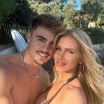 Adixia Romaniello Instagram - Adixia, en me lançant dans cette aventure je n’aurais jamais imaginé à quel point ma vie allait changer… j’y ai participé avec un “pourquoi pas?!” Et c’est finalement ce pourquoi pas qui m’a donné la chance de te découvrir… Toi ce petit bout de femme, pleine de vie et de bonne humeur. Une femme comblée à moitié aspirant simplement au bonheur, chaque moment passé avec toi depuis notre rencontre a embelli mon quotidien… je suis tellement reconnaissant de t’avoir à mes cotés, mon amour pour toi ne cesse de grandir chaque jours❤️ Nice, Côte d'Azur, France