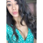 Aimee Garcia Instagram - Happy Valentine’s Day everyone! Sending EXTRA love to anyone who needs it 💖 #notsohopelessromantic Warner Brothers Studios - Burbank, CA
