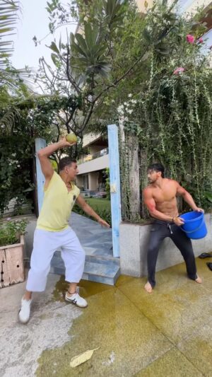 Akshay Kumar Instagram - Bura na mano, Holi hai 😂 #HappyHoli everyone.