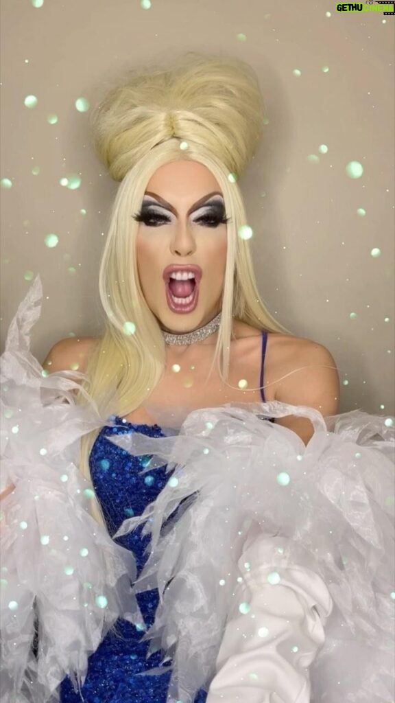 Alaska Thunderfuck Instagram - PITTSBURGH — Join me, @lola_lecroix and a bevy of special guest icons as we ring in the New Year at @citywinery_pgh 🍾 🎉 Get your tickets now using the link in my bio and I look forward to seeing you there🎊 City Winery Pittsburgh