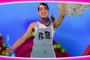 Alaska Thunderfuck Instagram - 15 years ! 15 years of crying and trying and hoping and dreaming and watching and living ! 
Thank you @rupaulofficial ! 
Thank you world ! 
Thank you for making this the best show on television !
