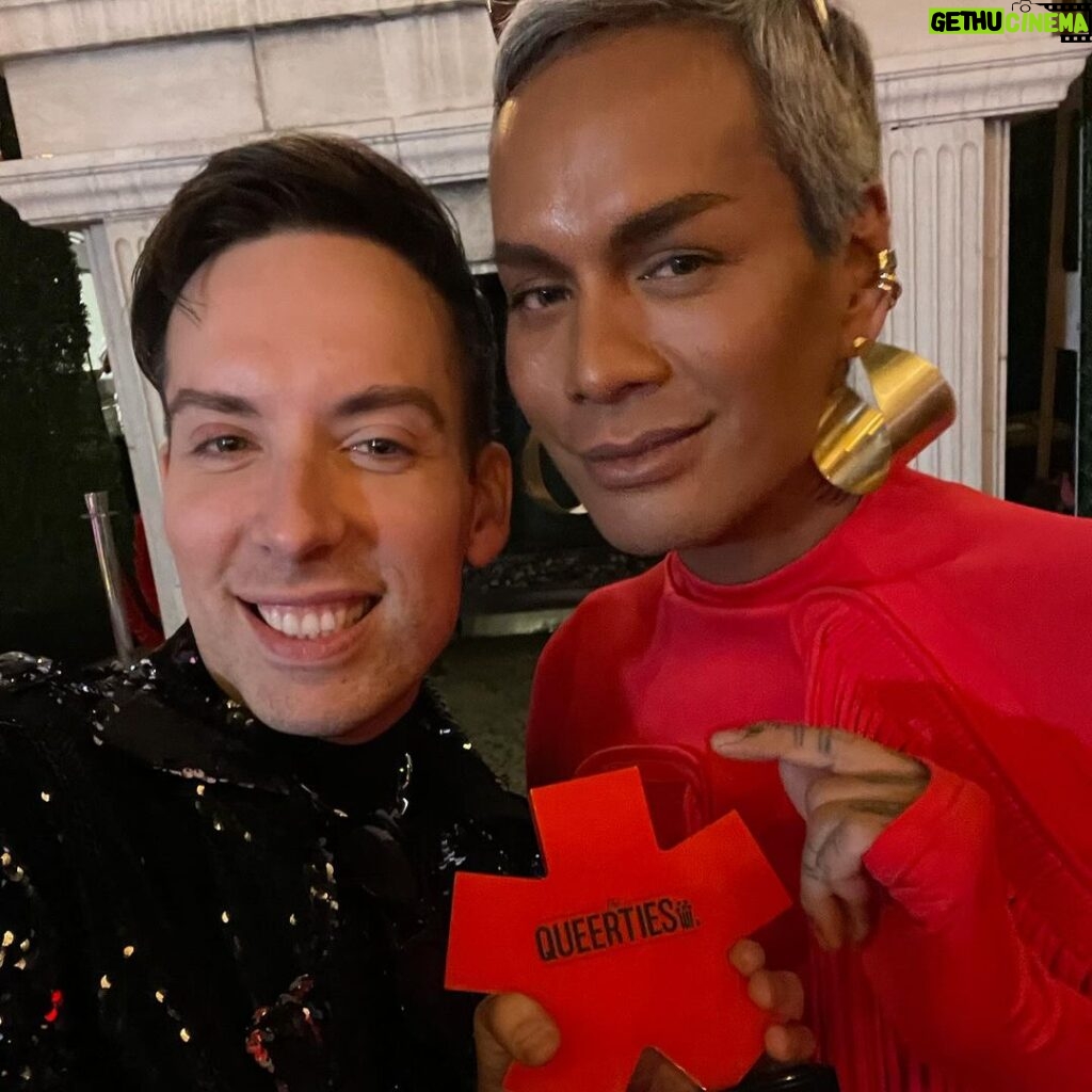 Alaska Thunderfuck Instagram - We won a Queerty 🧡 Thank you to all of our Deep Friends of the Pod (and Latoya) for your continued years of dedicated listener and voter ship. My heart is so full 💖🏁