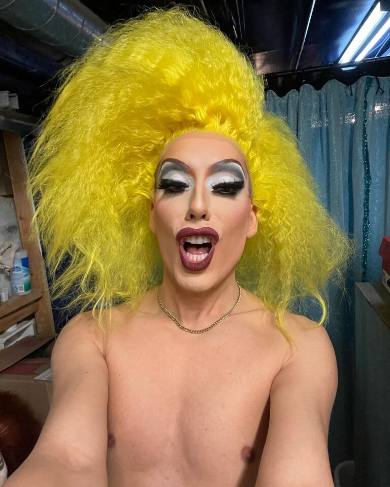 Alaska Thunderfuck Instagram - Pass around party hats